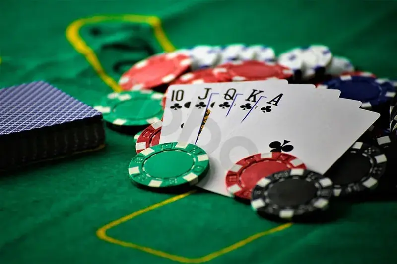 Swift Poker